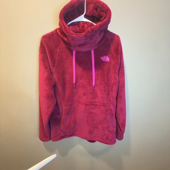 The North Face Sweater Fleece (Magenta) - Picture 1 of 3